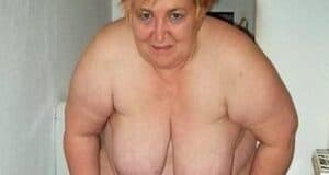 Versaute Rentnerin in alle Löcher ficken versaute Rentnerin in alle Löcher ficken